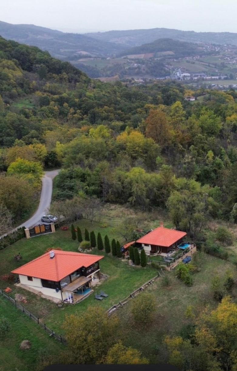 Apartmani Lunija Gornji Milanovac Exteriör bild