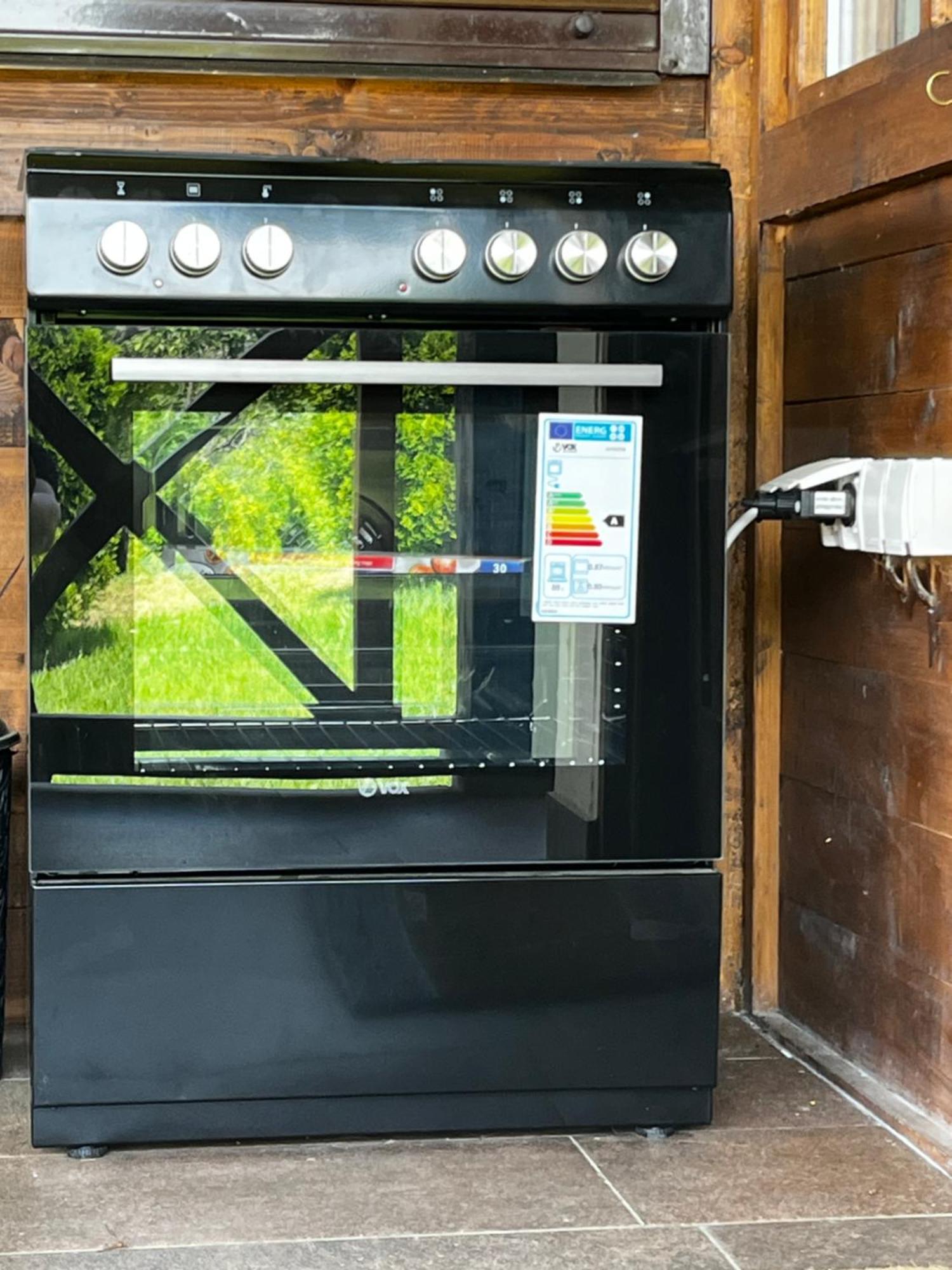 Apartmani Lunija Gornji Milanovac Exteriör bild